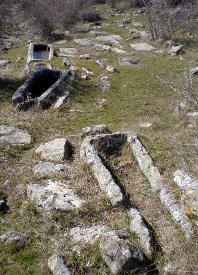 Necrópolis de "El Castillo"